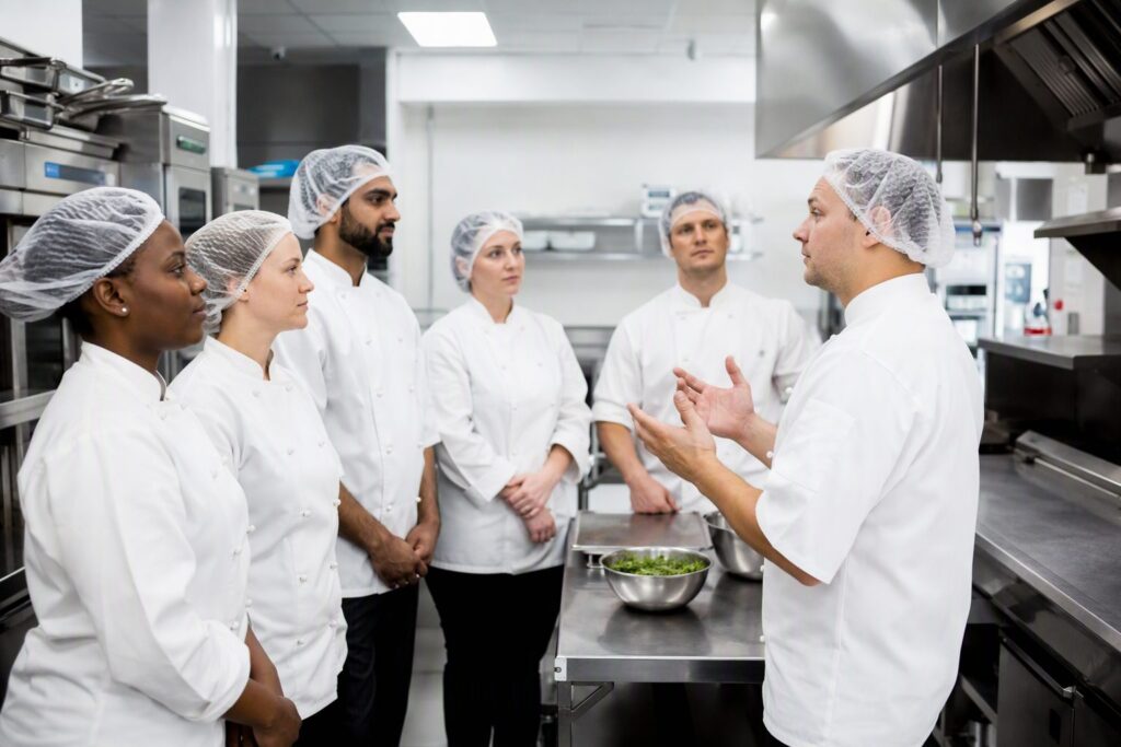 Corso di aggiornamento HACCP per addetti alla manipolazione degli alimenti in cucina professionale